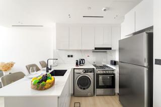 VayK - Gorgeous 1BR Retreat in Binghatti Corner - 7