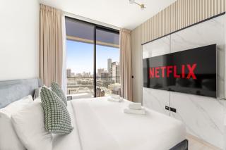 VayK - Gorgeous 1BR Retreat in Binghatti Corner - 1