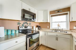 Walk to Public Beach Bayfront Jersey Home with View - 1