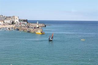 Penguin Apartment 2 Crab Rock - 1