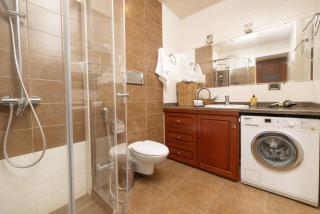 Large 2 Bedrooms Apartment with a Balcony, New Building close to North Avenue - 4