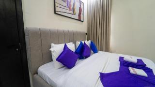 Luxury Apartments & Homes - 7