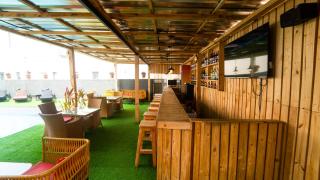 Luxury Apartments & Homes - 4