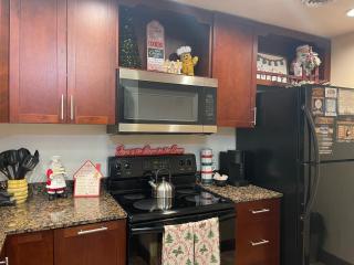 Noelle's Nest Condominium - 5