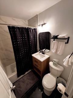 Cozy 3BR WPB Cottage - 3