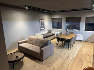 Modern Apartment With Hot Tub in Akureyri - 2
