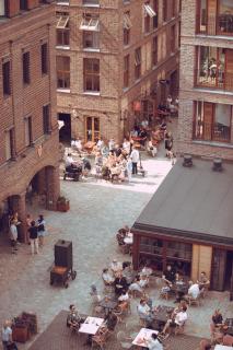 Modern downtown apartment - 8