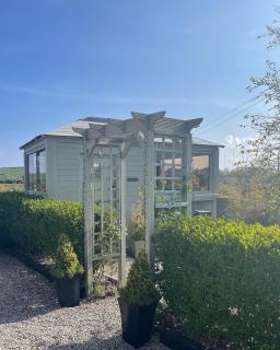 Barn Conversion Hot tub - 1