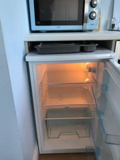 Spacious self contained city apartment - 6