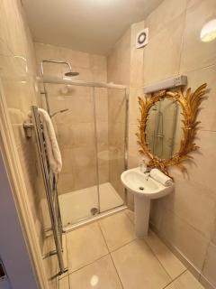 The Sardinian Guesthouse (6 Bedrooms) - 8