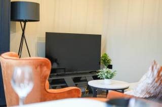 Modern 2BR Flat Free Parking Central Sheffield - Sheffield - 3