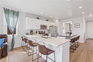 Beautiful Newly Built Home with Central AC - 8