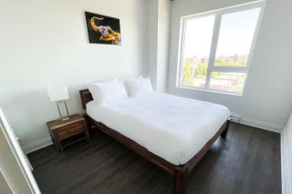 Corporate Stays Monarc Bedroom - 9