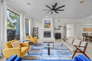 Rooftop Hot Tub Epic Red Rock Views - 8