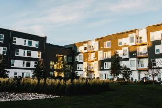 The Spot - Furnished 2 Bedrooms Rental in Winnipeg's Tuxedo - 4