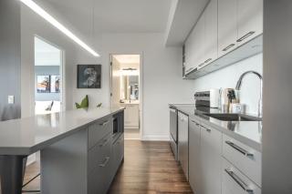 Mississauga - 2 Bedrooms Apartment - 7