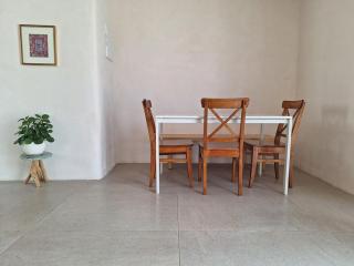 מעיינות האהבה - 1