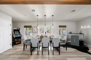 Stylish Scottsdale Retreat with Private Pool Prime Location - 7