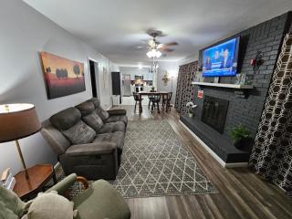 Bluff City Manor A - 9