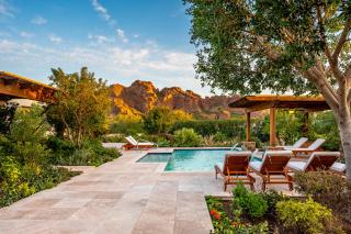 Private Paradise Valley Estate Swimming Nearby Golfing. - 0
