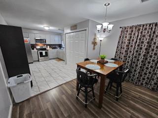 Bluff City Manor A - 8