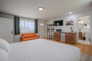 The Inn at Shady Pines - 8