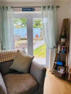 Hideaway Cottage - 1