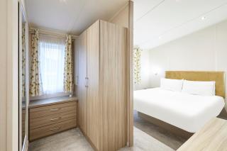 Audley Lodge with Hot Tub - York - 3