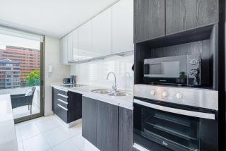 Nordic Home - 2BR Parking Wifi & Shopping Mall - 3