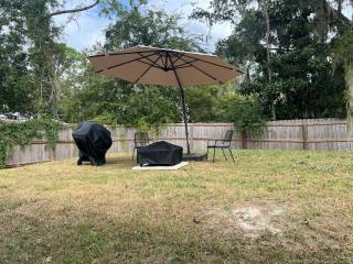 Charming and peaceful 3 BR home close to the Downtown and the Beaches - 6