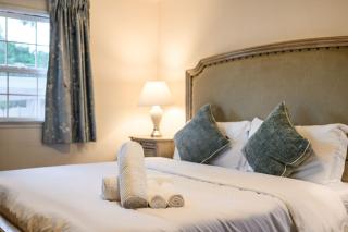 Cozy Pasadena Home Steps from Rose Bowl w Parking - 7