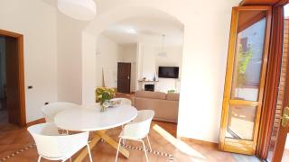 Borgo P Palazzo Catone - 8