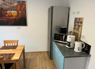 Thousand Mountains Apartments - 1