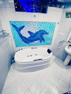 Комфортная квартира возле Оперы и Каскада -светлая, с видом на Оперный театр, с парадным подъездом, второй этаж - 9