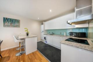 Woodstock Apartments - 4