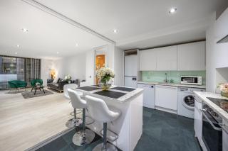 Woodstock Apartments - 5