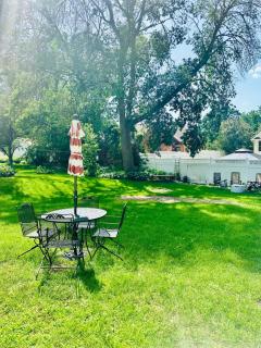 The Birchwood - At Twin Pines-Walk to the Lake! - 3