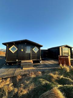 Tiny Cabin Under the Northern Lights - 1
