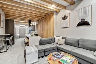 Designer 5Bed - 4Bath Home in Old City A Plus Location - 9