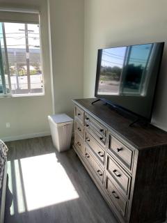 King Beds, Pet Friendly, Near Zoo, Freeway access - 6