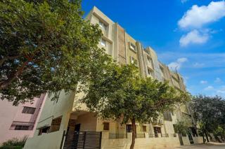 Hotel O Thanisandra Railway Station Formerly Urban Drift - 1