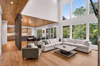 Modern Mountain Haus - 4