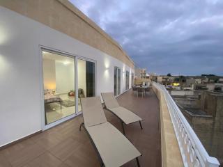 PrimeRose Penthouse - Sannat - 7