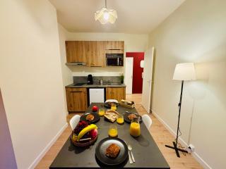 Studio rubis - Proche centre-ville - Saint-Etienne - 2