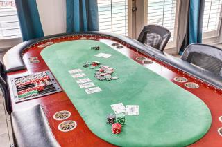 4,300-Sq-Ft Villa in West Vegas with Pool and Games! - 4