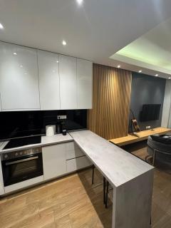 White Tower Luxury Apartment - 7