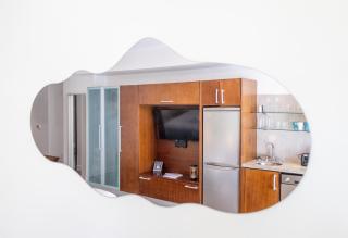 Rooftop-Pool King Bed Suite on Ocean Dr C305 - Miami Beach - 8