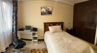 Cálido y exclusivo departamento - 2