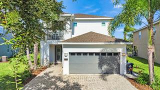 Modern 5 Bdrm Home with Themed Games Room at Encore - 0