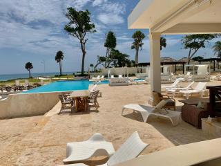 Sunbreeze Villa in Oceanfront Sosua Ocean Village - 0